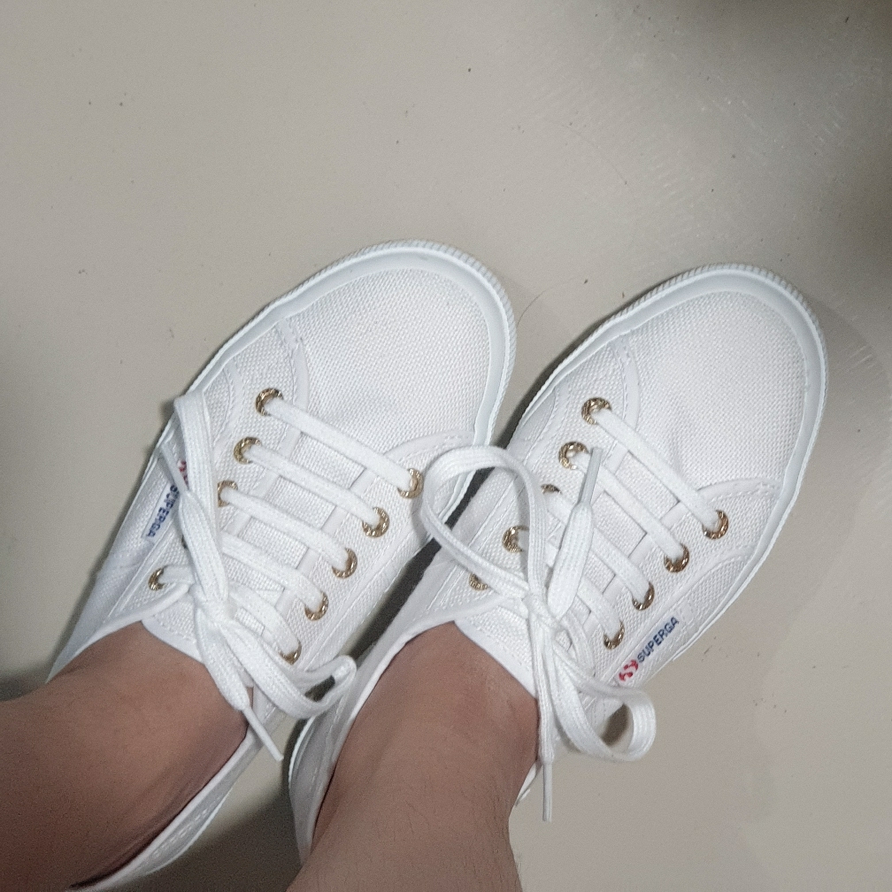 Superga 2750 Cotu Classic Womens Sneakers Shoes White Pale Gold