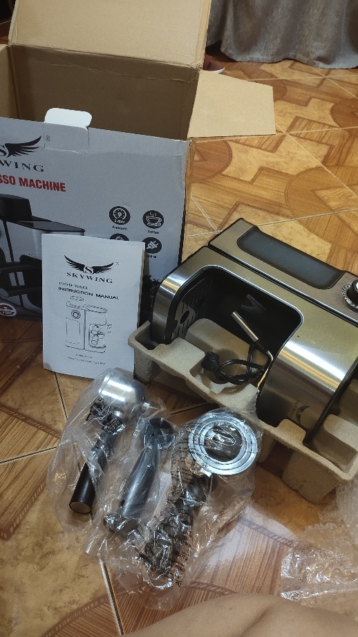 Espresso Machine with Frothing Coffee 