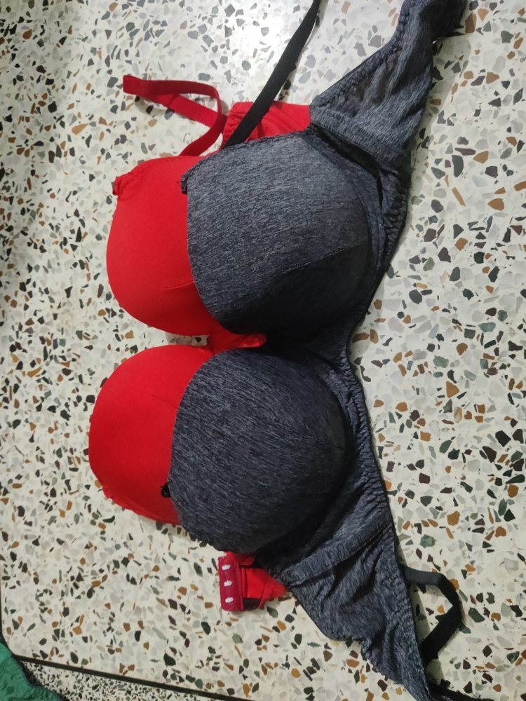 Red Color Foam Padded Push-Up Bra For Girls And Women-01 Piece