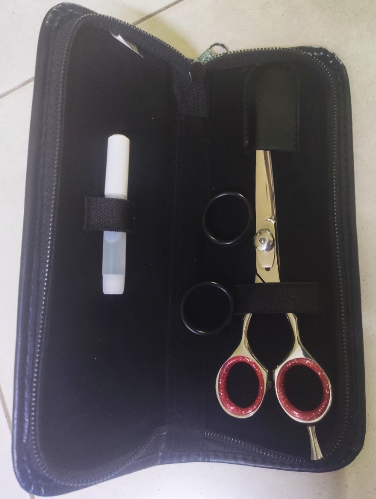  Instruments Market International Barber shop hair Salon Cutting Scissors / Hairdressing scissors / Shears in Silver Color