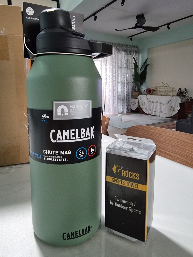 CamelBak Chute Mag 40oz Vacuum Insulated Stainless Steel Water Bottle, Moss