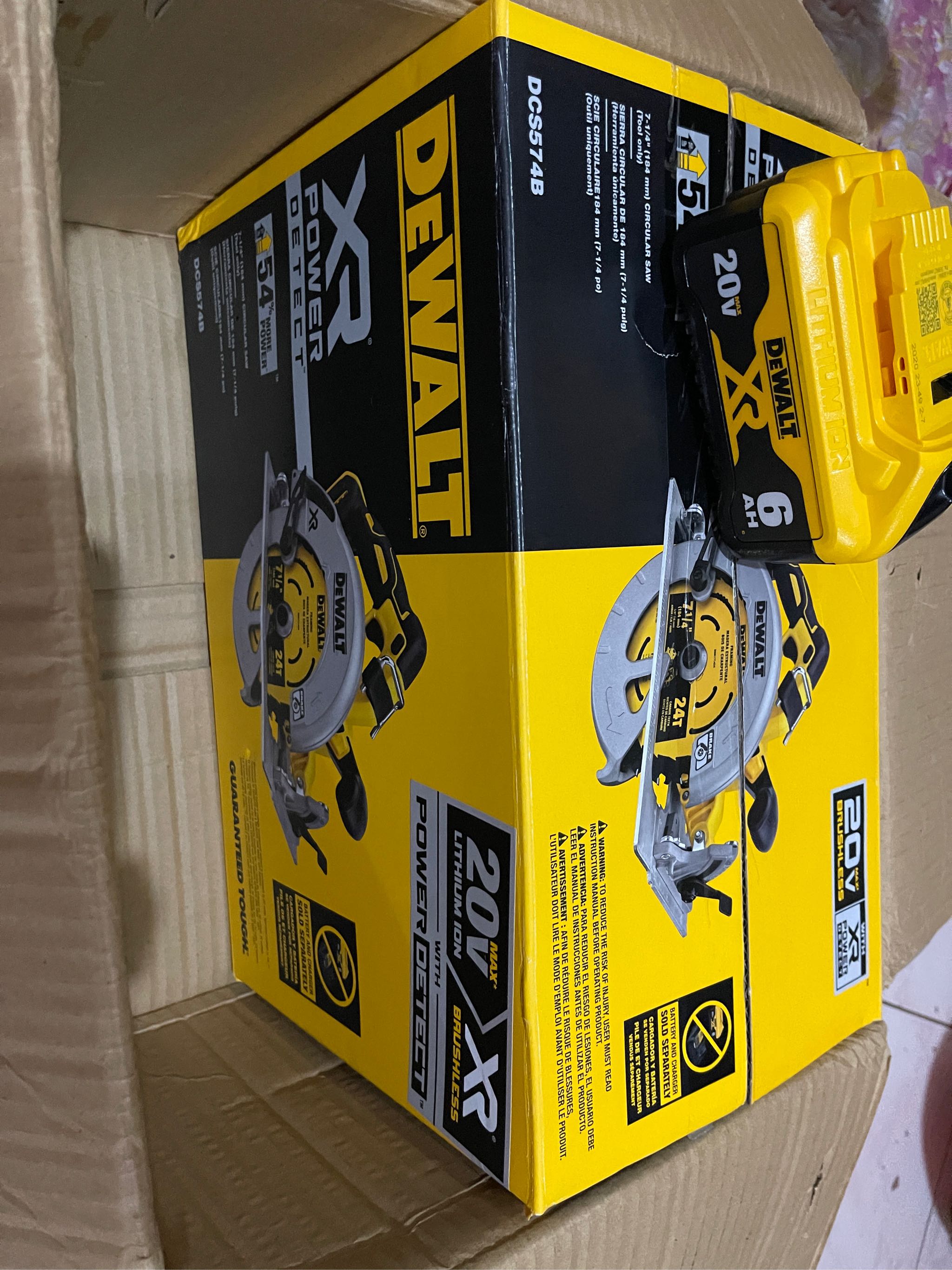 DeWALT DCS574B 20V MAX XR® 7-1/4 IN. BRUSHLESS CIRCULAR SAW COMBO KIT WITH POWER  DETECT™ TOOL TECHNOLOGY Lazada PH