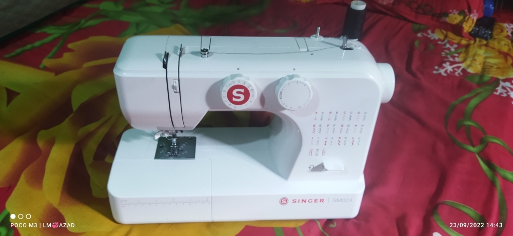 Máquina Singer Modelo SM024, 60% OFF