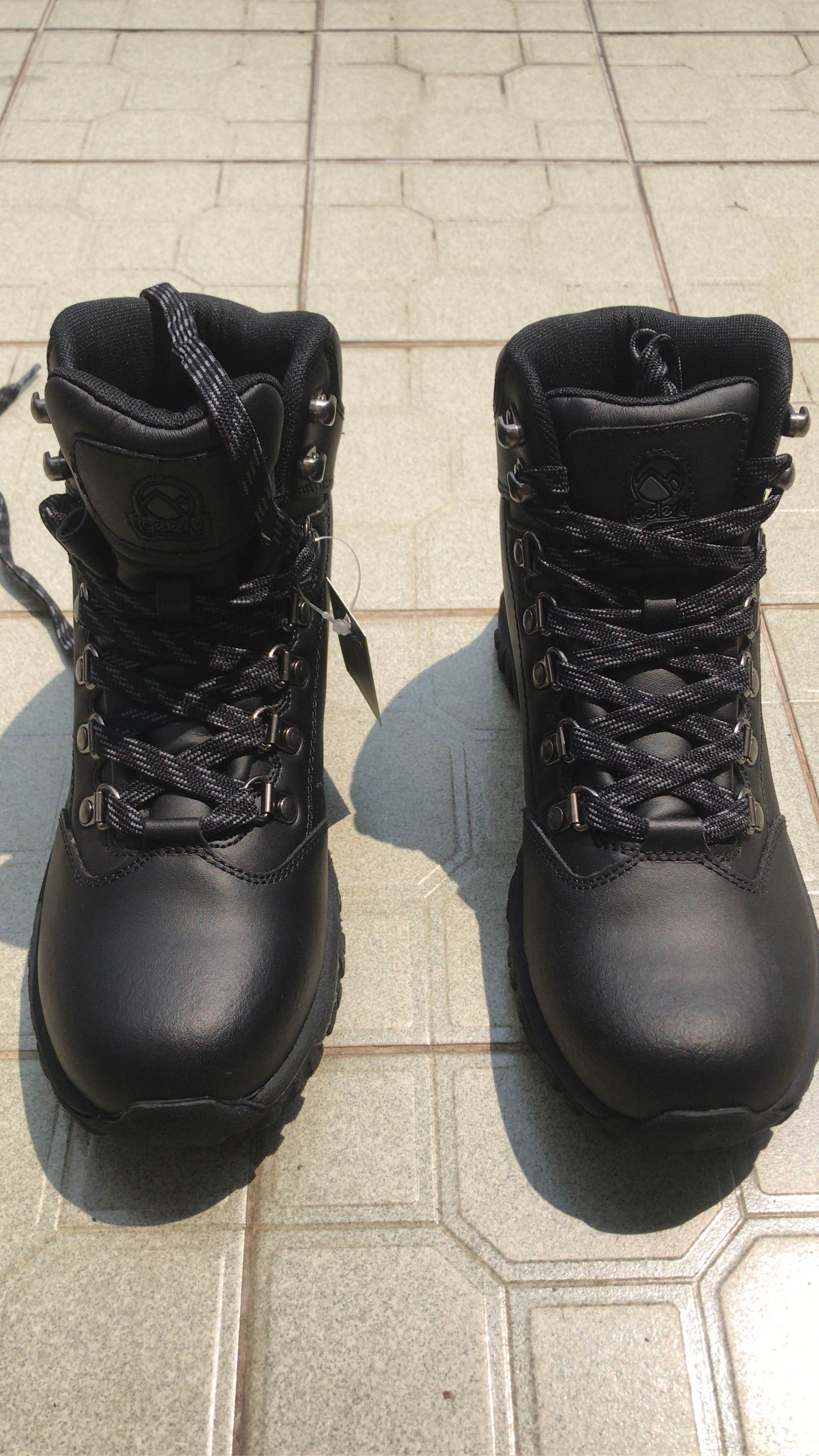 Gelert leather hotsell walking boots