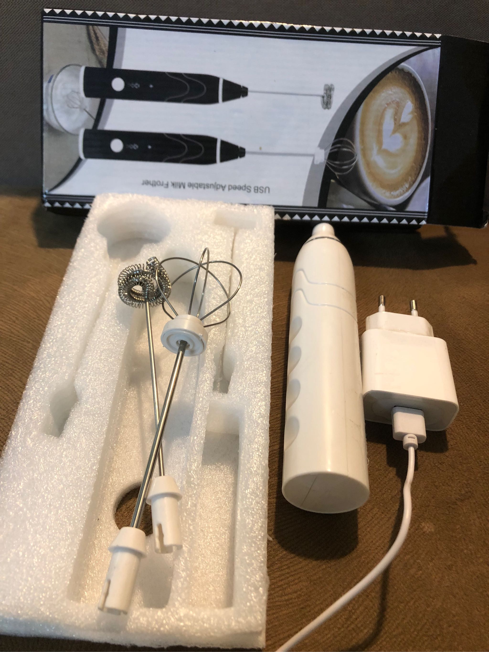 Milk Frother, Dallfoll Handheld Rechargeable Foam Maker Electric Whisk, 3 Gear Adjustable Stainless Steel Drink Mixer Mini Milk Foamer with 2 Whisks