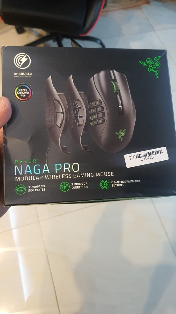 Razer Naga Pro RZ01-0342 Black Chroma RGB Modular Wireless Gaming