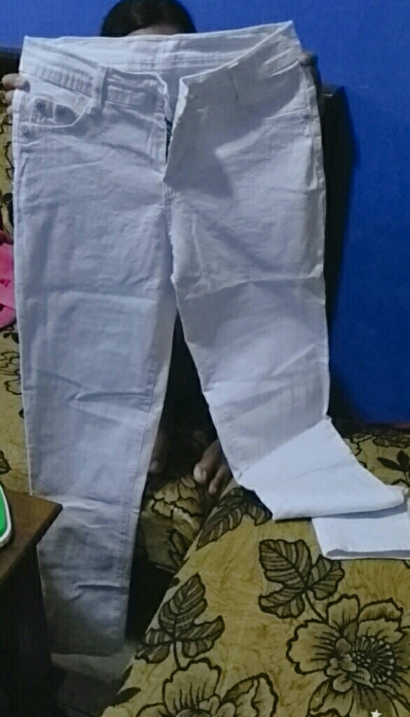 celana jeans prada putih polos wanita 