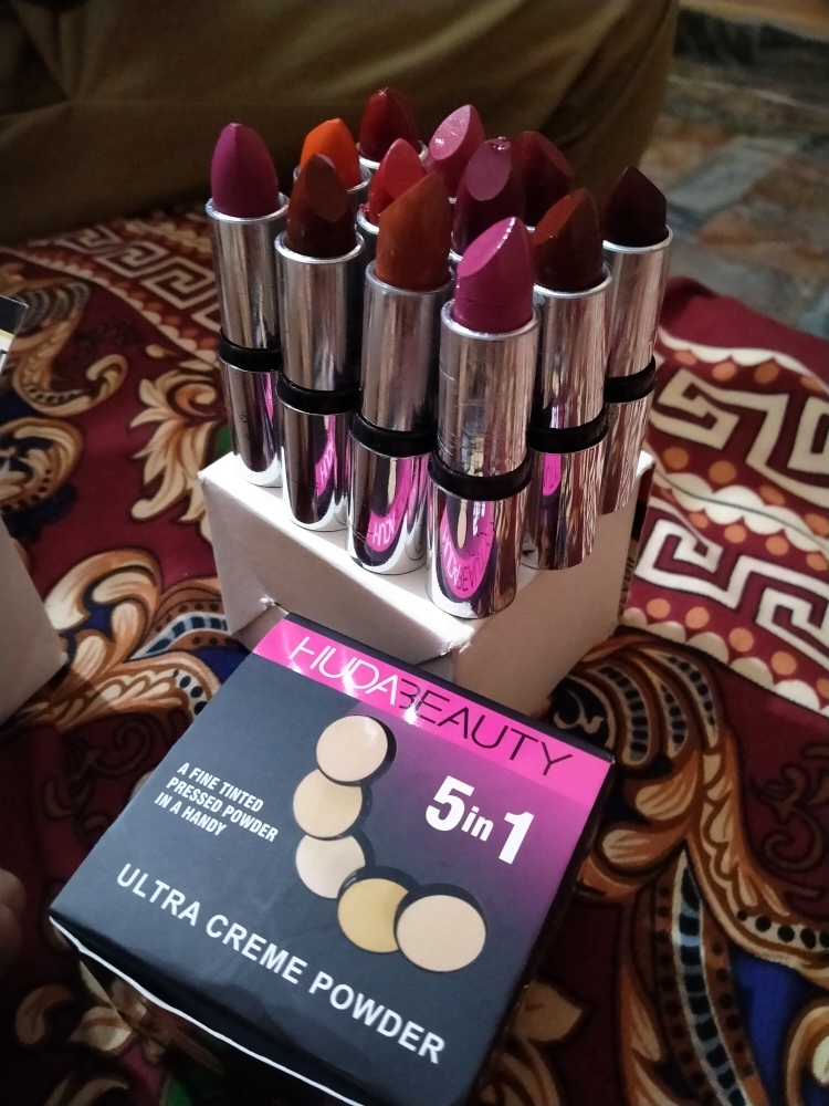 Pack Of 2 - 6 Matte Lipsticks + 5in1 Face powder