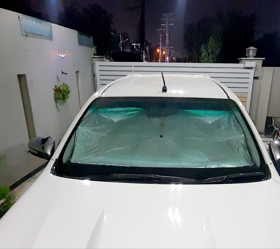 Gokich Car Windshield Sun Shade Umbrella - Foldable Car Umbrella Sunshade  Cover UV Block Car Front Window (Heat Insulation Protection) for Auto  Windshield Covers Trucks Cars : : Car & Motorbike