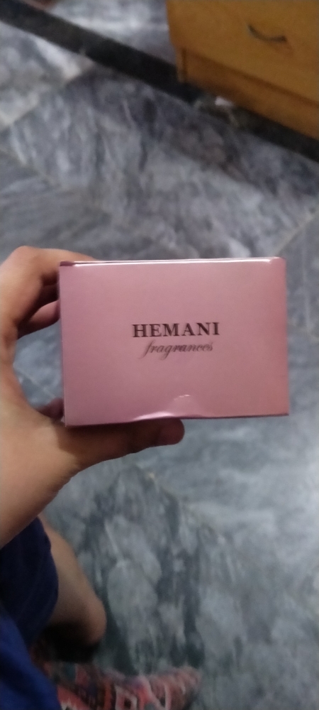 Hemani Ivy Perfume 100ml   –
