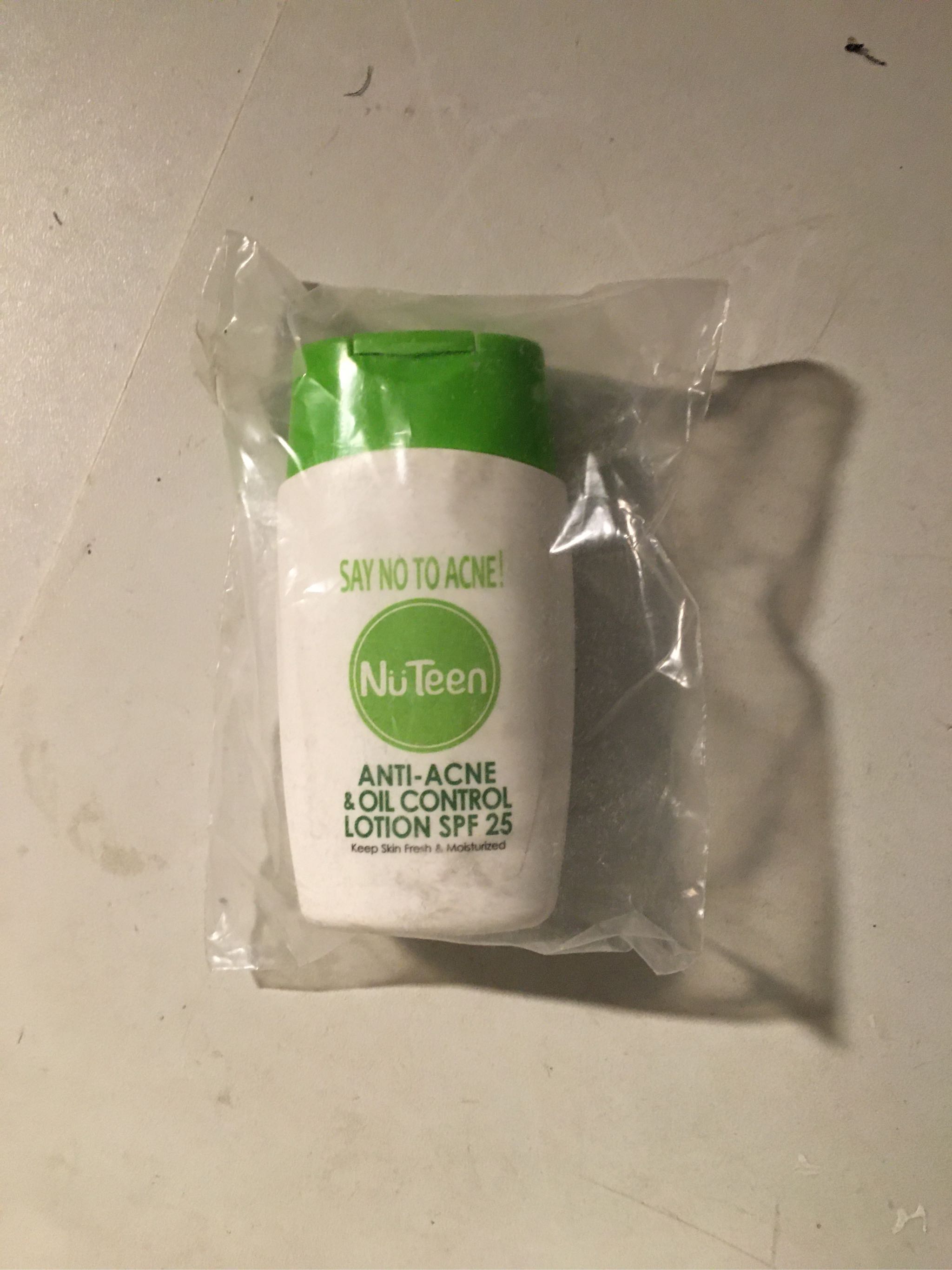 nuteen anti acne and oil control lotion