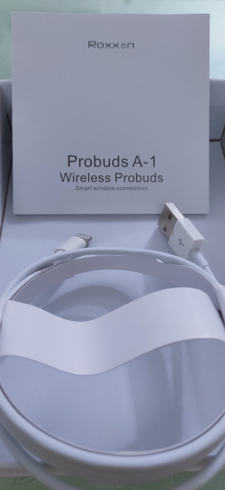 Roxxon Wireless Probuds USA BRAND PRODUCT