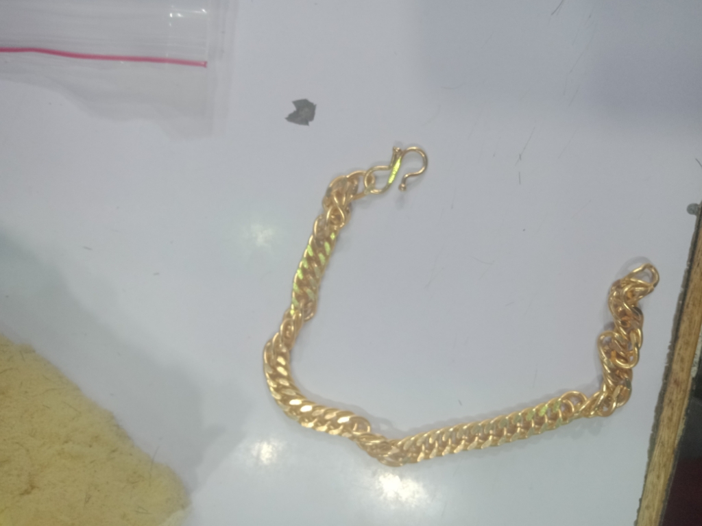 Bracelet gold for men on sale olx