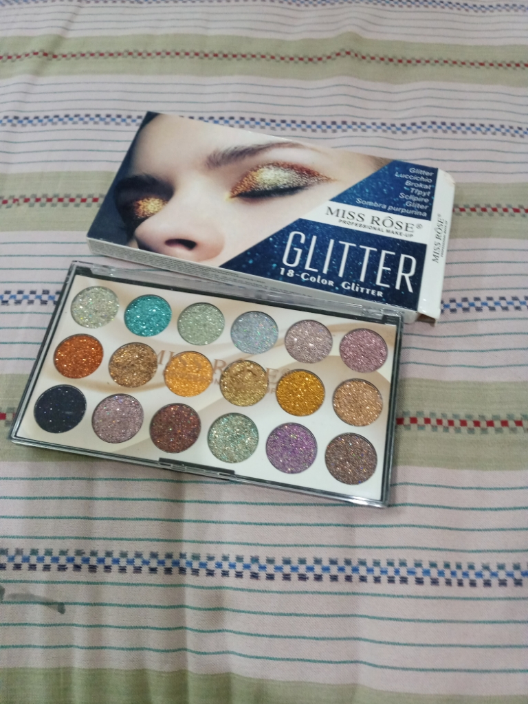  MISS ROSE 18 Colors Glitter Eye shadow Palette