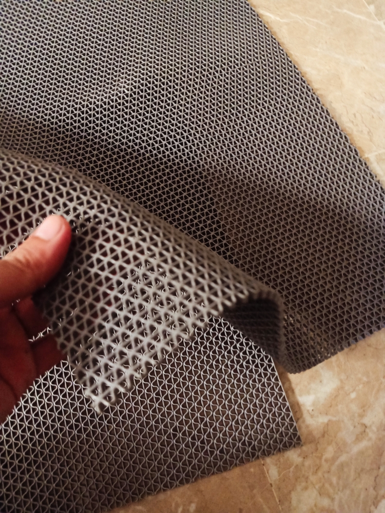 Al Ferash - Waterproof Rubber Mat Anti Slip for Washroom Kitchen