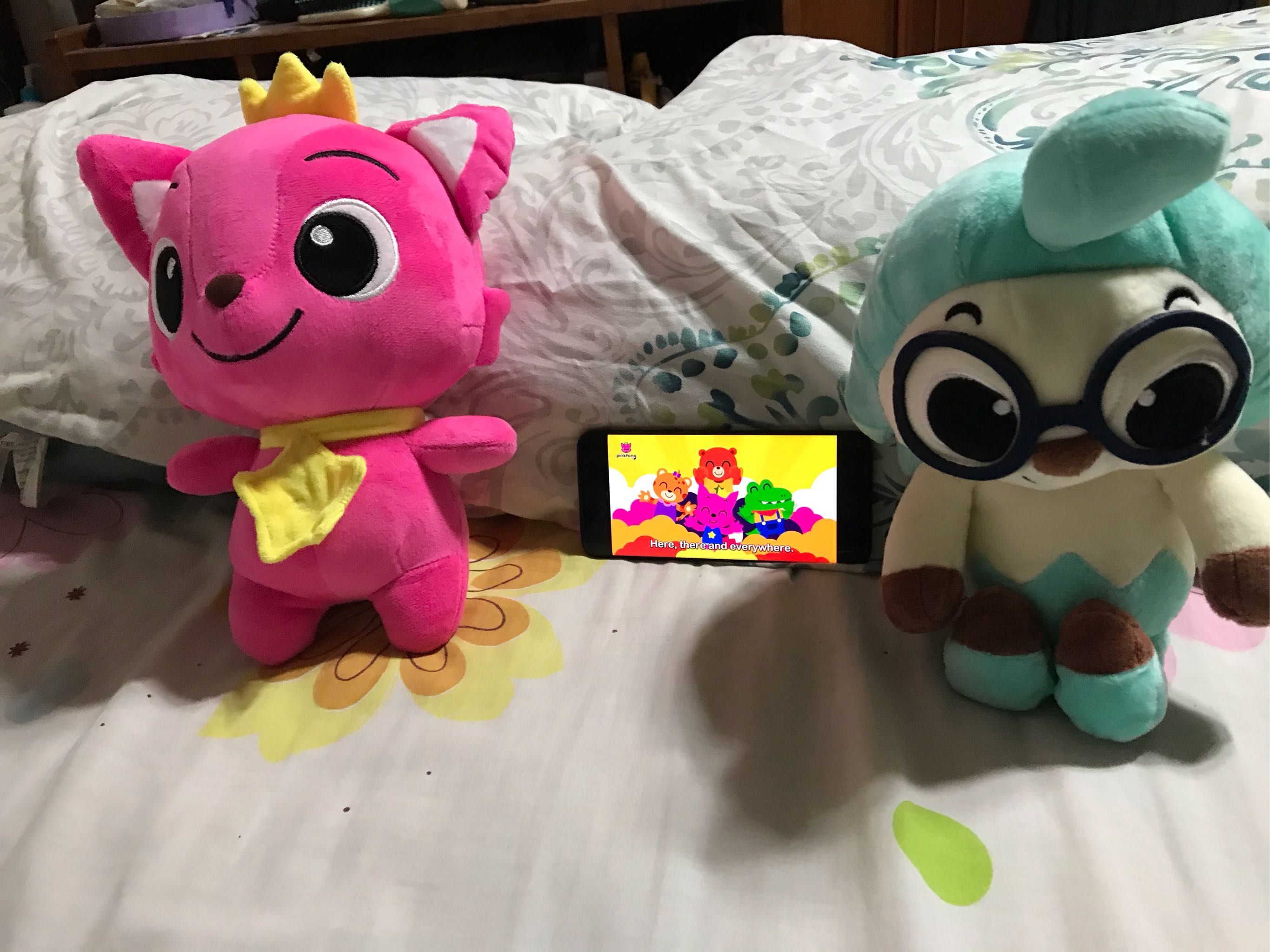 pinkfong and hogi toys