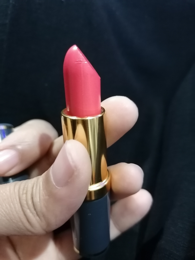 medora lipstick 564