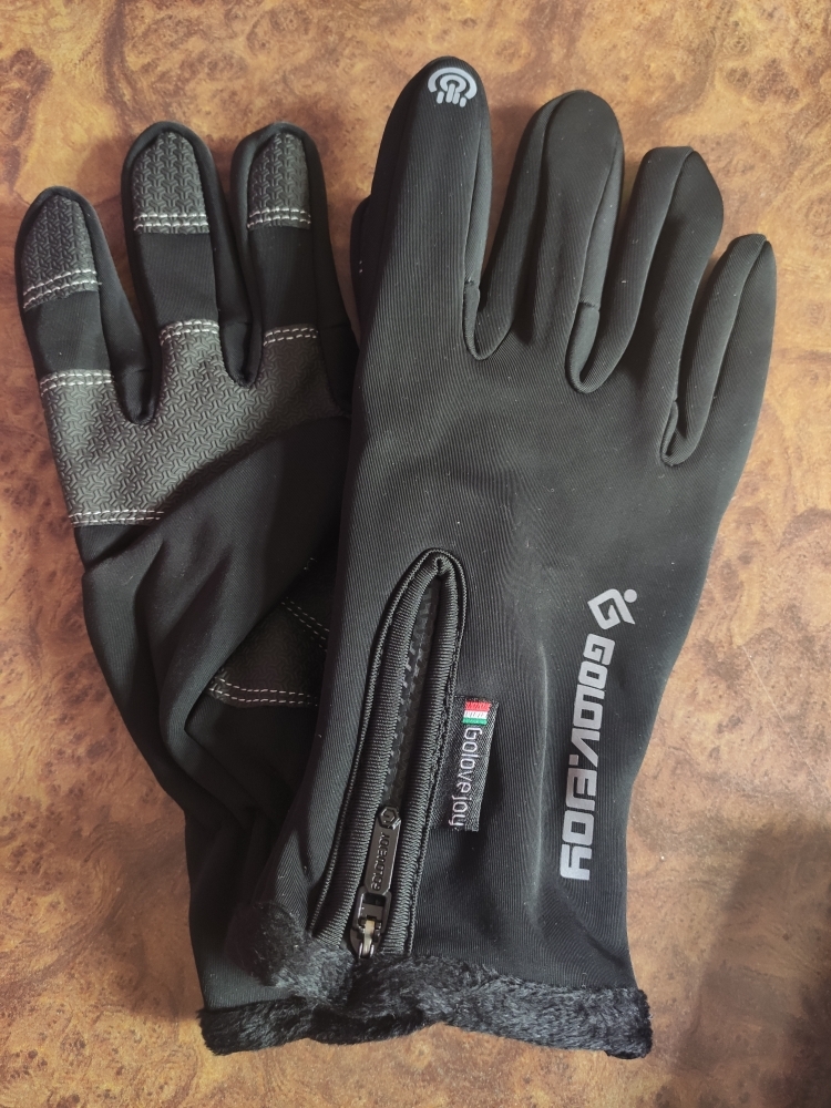 Black Waterproof And Windproof Touch Screen Gloves For Men