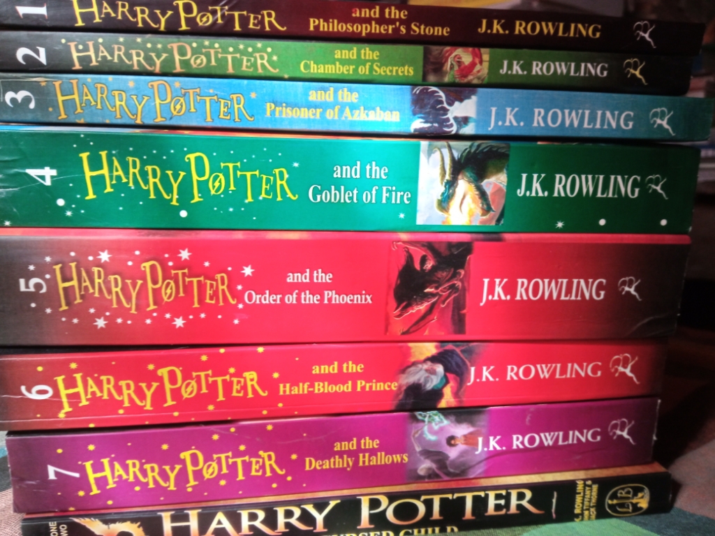 Harry Potter Series 1 - 8 books set by JK Rowling