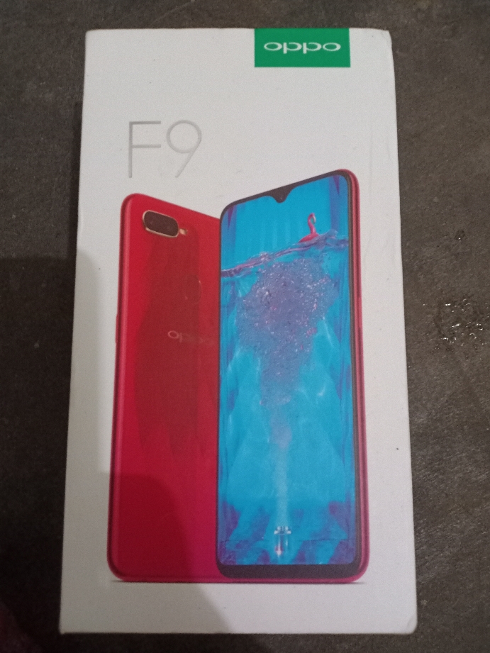 dus box oppo f9