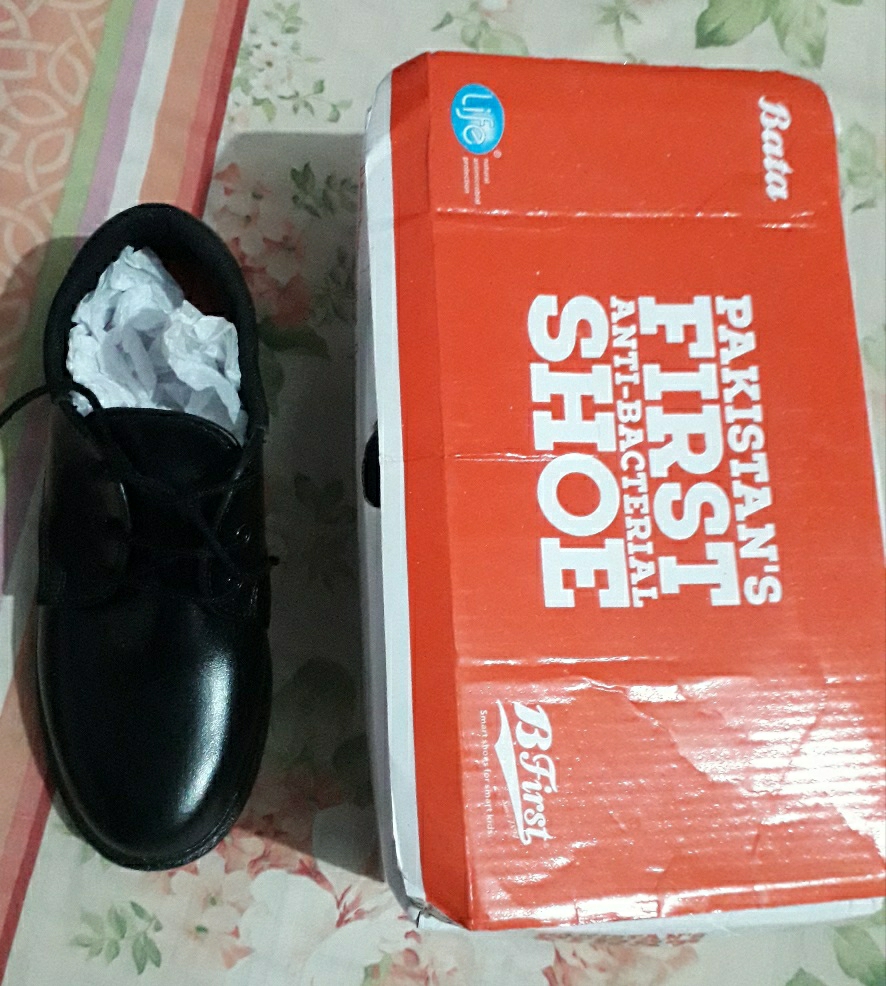 B first hot sale shoes price