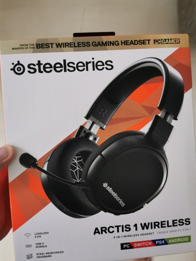 SteelSeries Arctis 1 Wireless Gaming 