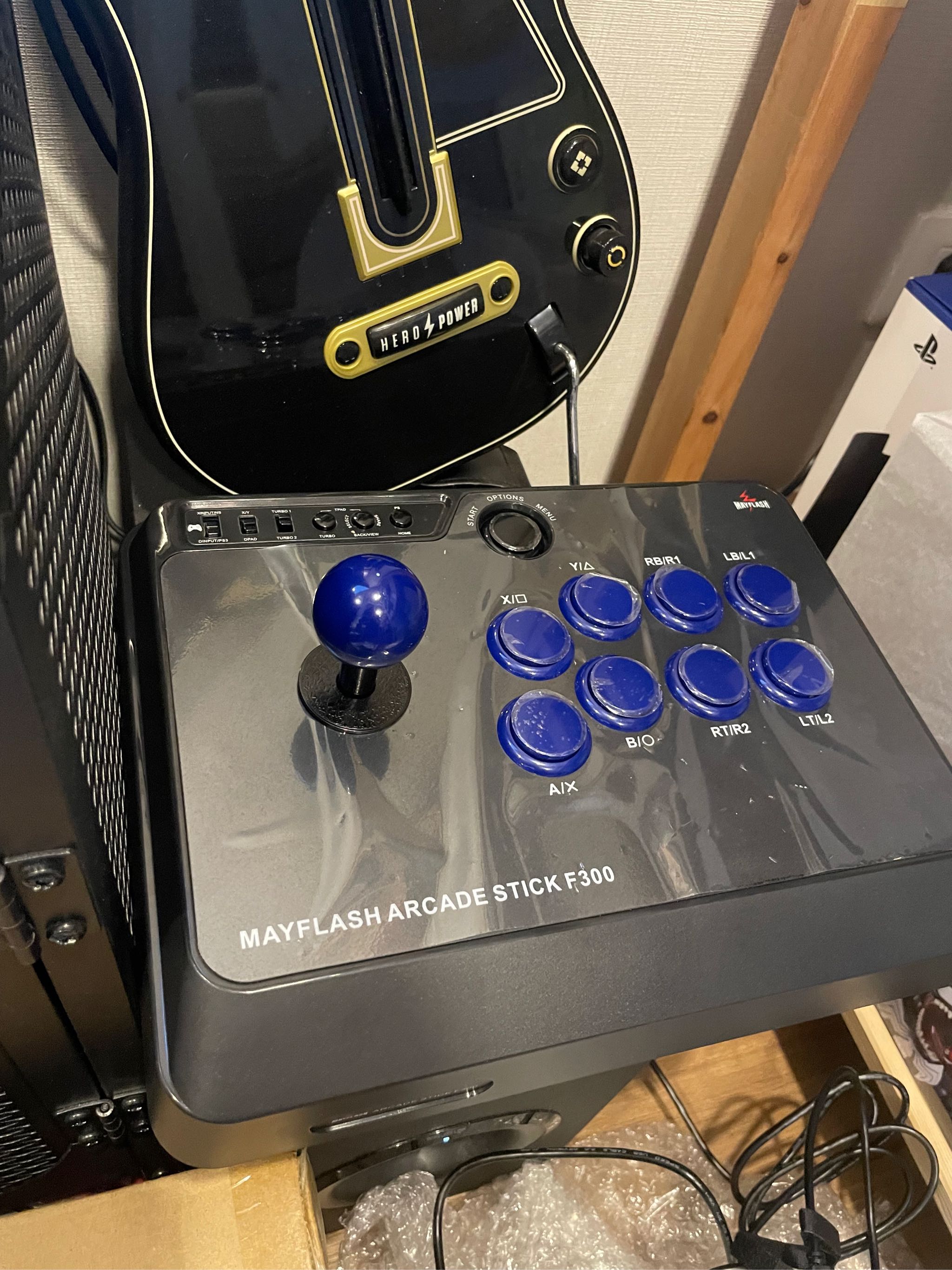 Joystick Arcade FightStick F300 - Compatibile Con PS4, PS3, Xbox One, PC E Altri