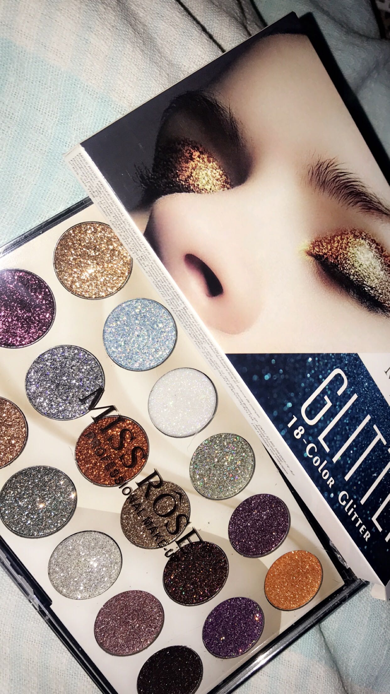  Miss Rose Professional Makeup Glitter Palette 18 Colors