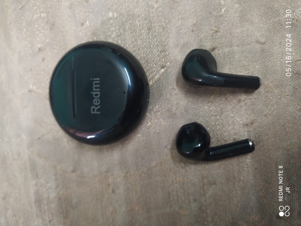 VOLT PLUS TECH Slim Travel Wireless V5.1 Earbuds Compatible with Your HTC Tornado Updated Micro Thin Case with Quad Mic 8D Bass IPX7 Waterproof/Sweatp : VOLT+ Plus TECH 2024 New Wireless Earbuds for All