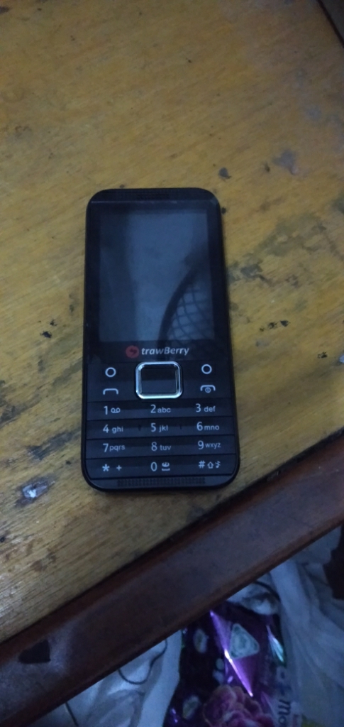 Strawberry St7701 Layar 2 8 Inch 3g Bisa Youtube Fb Camera Garansi Resmi Lazada Indonesia