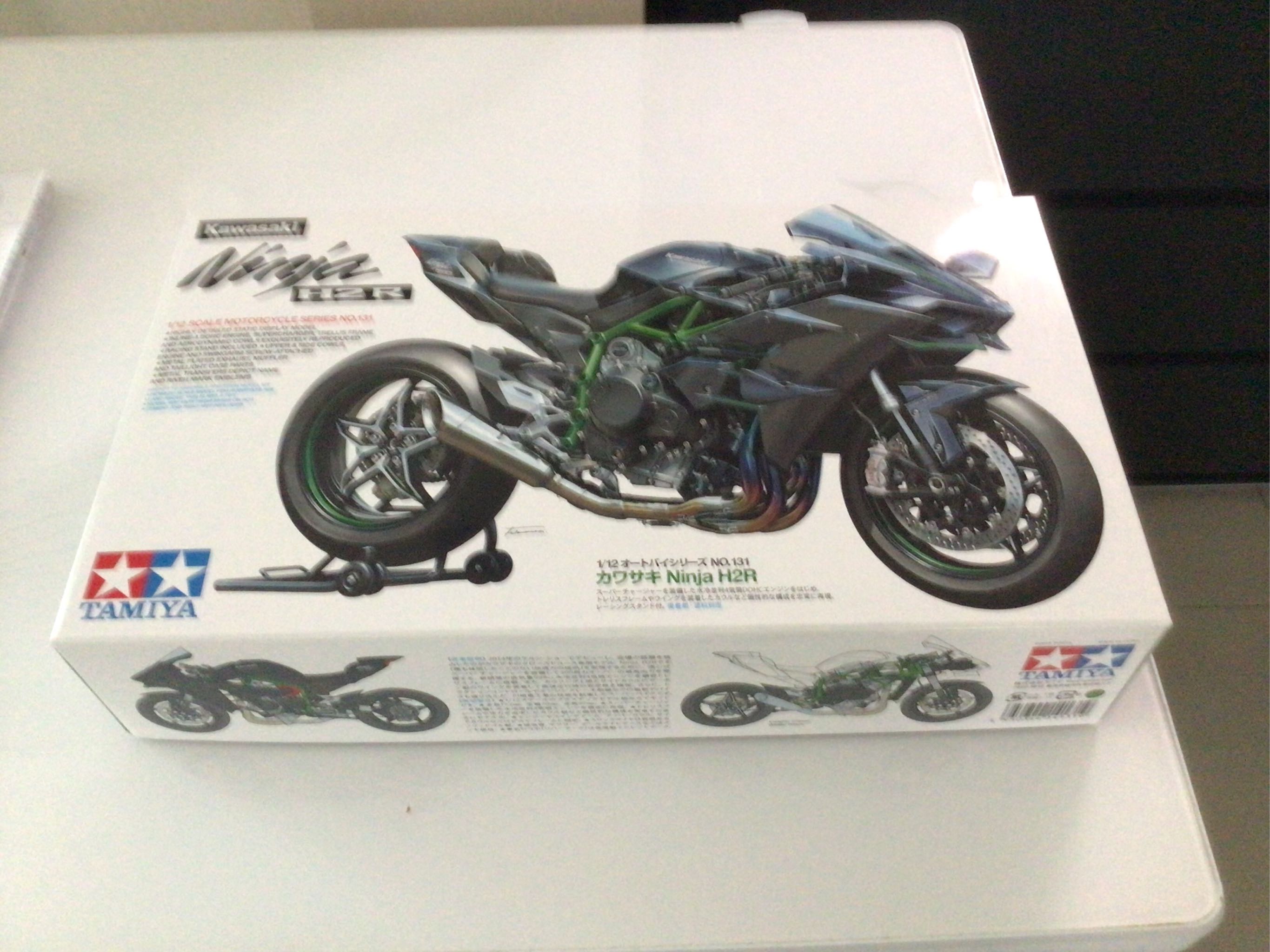 タミヤ 着膨れる 1/12 オートバイシリーズ NO.131 カワサキ