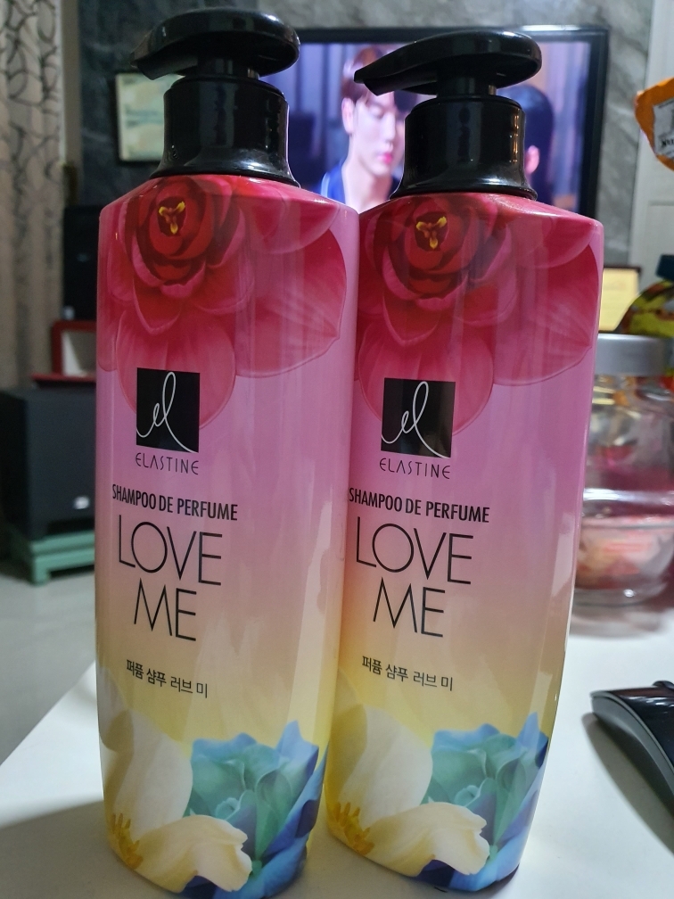 返品?交換対象商品】 Elastine Perfume LOVE ME 600ml GRL