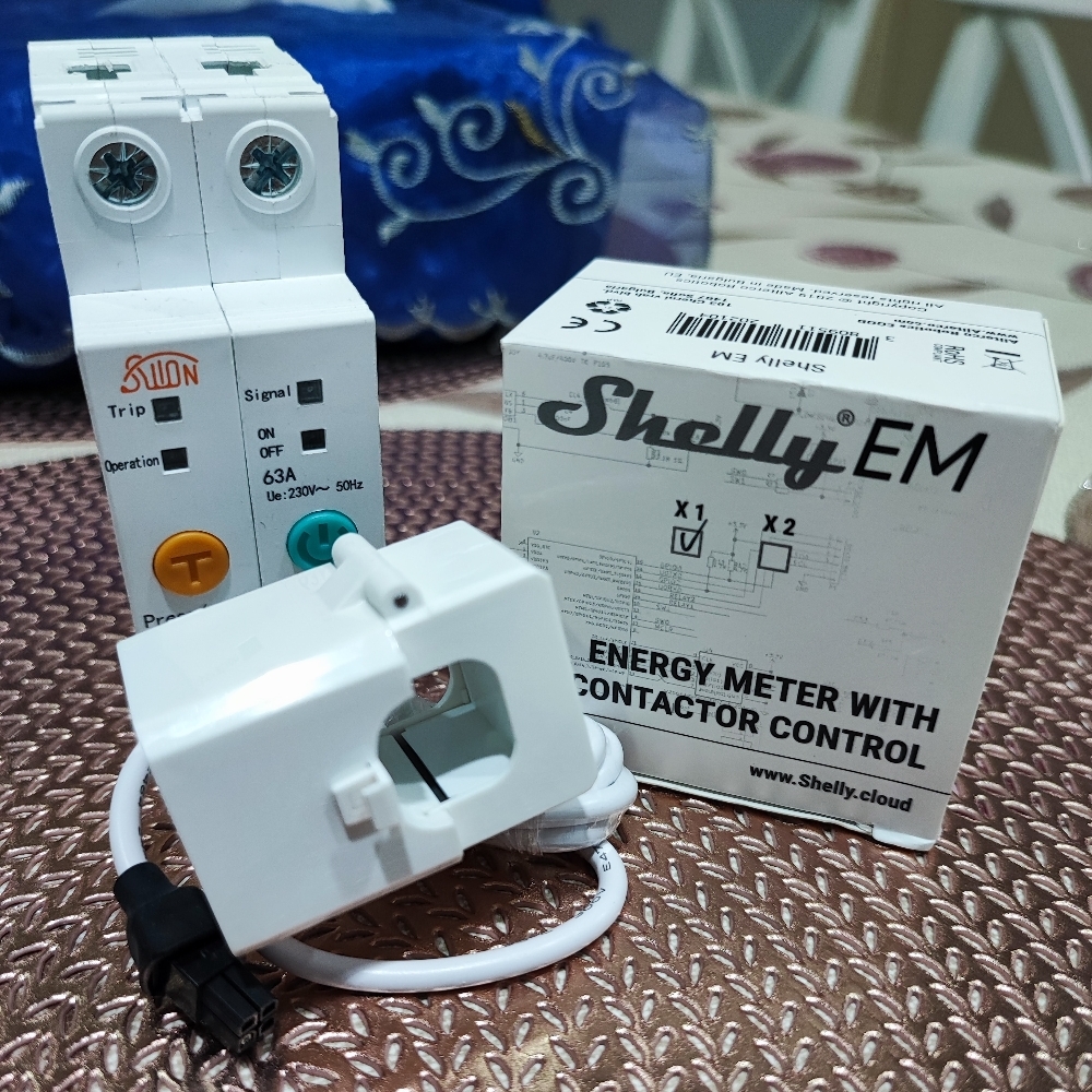 Shelly EM + Clamp Domotica WiFi Operated Energy Meter