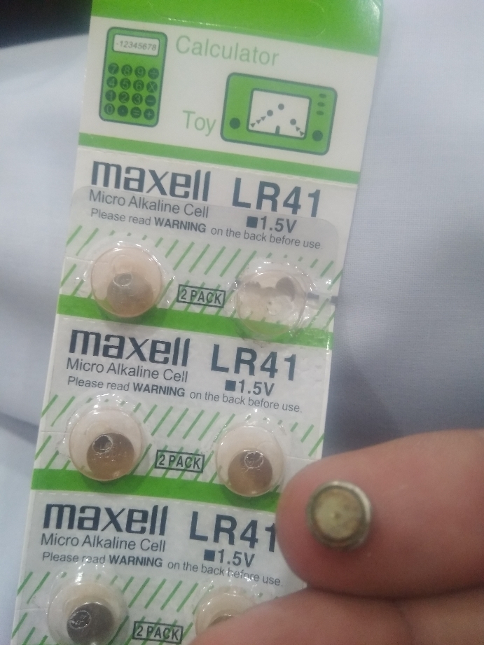2 x Maxell LR41 /192 / AG3 / V3GA 1.5v Alkaline Button Cell Battery  Batteries + Free Shipping!