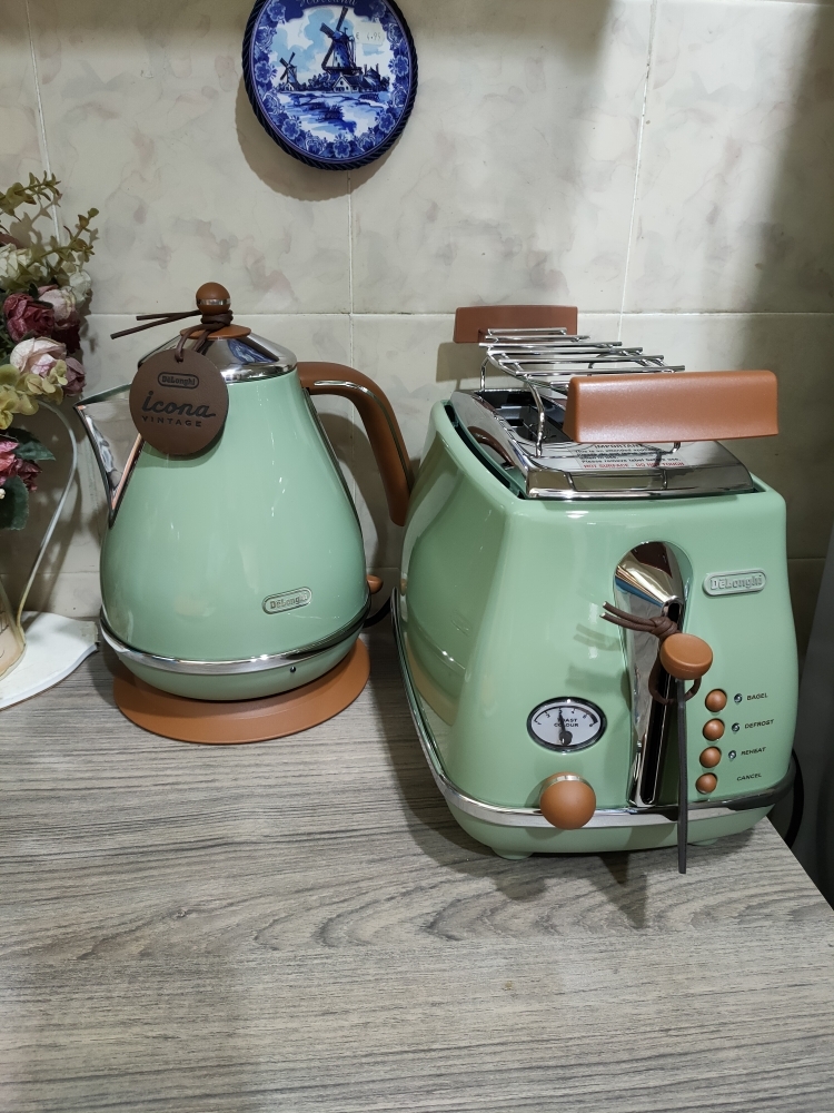 Olive Green Kettle Delonghi Icona Vintage Kettle And Toaster