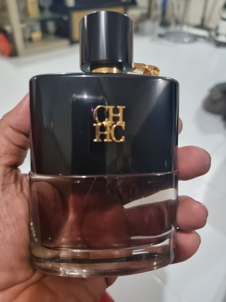 香水(男性用) Carolina Herrera CH Men Prive 100ml CH Men Prive Carolina Herrera cologne - a fragrance for men 2015