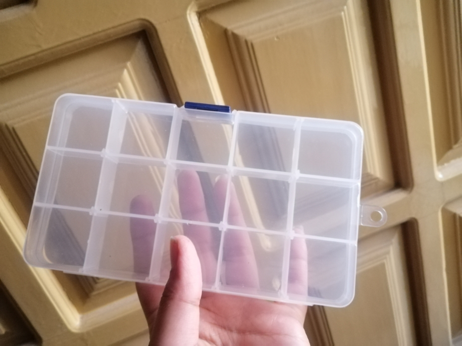 Bead Storage Box, Adjustable Jewelry Organizer Plastic Screw