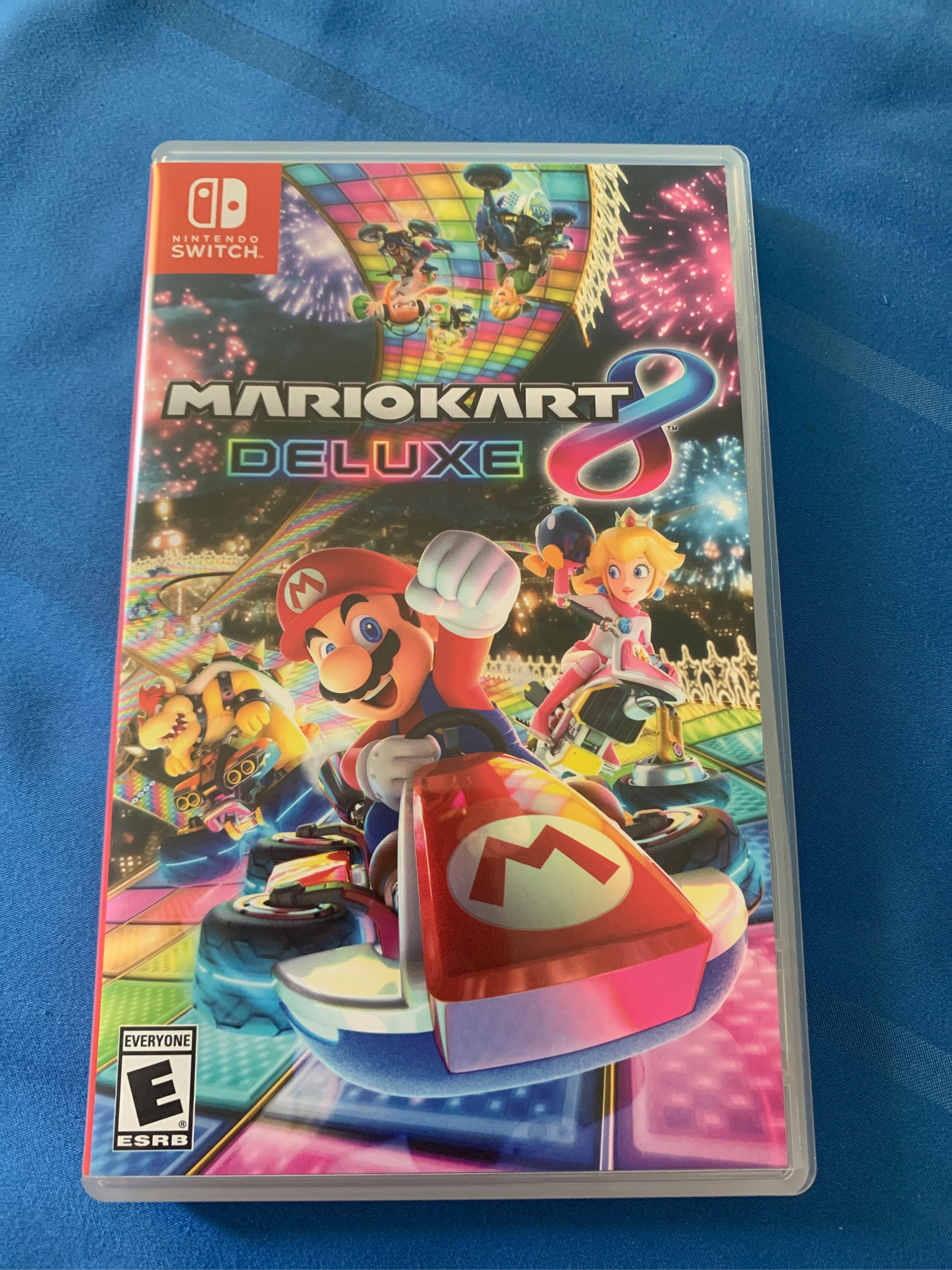 Nintendo Official Store] Mario Kart 8 Deluxe - for Nintendo Switch