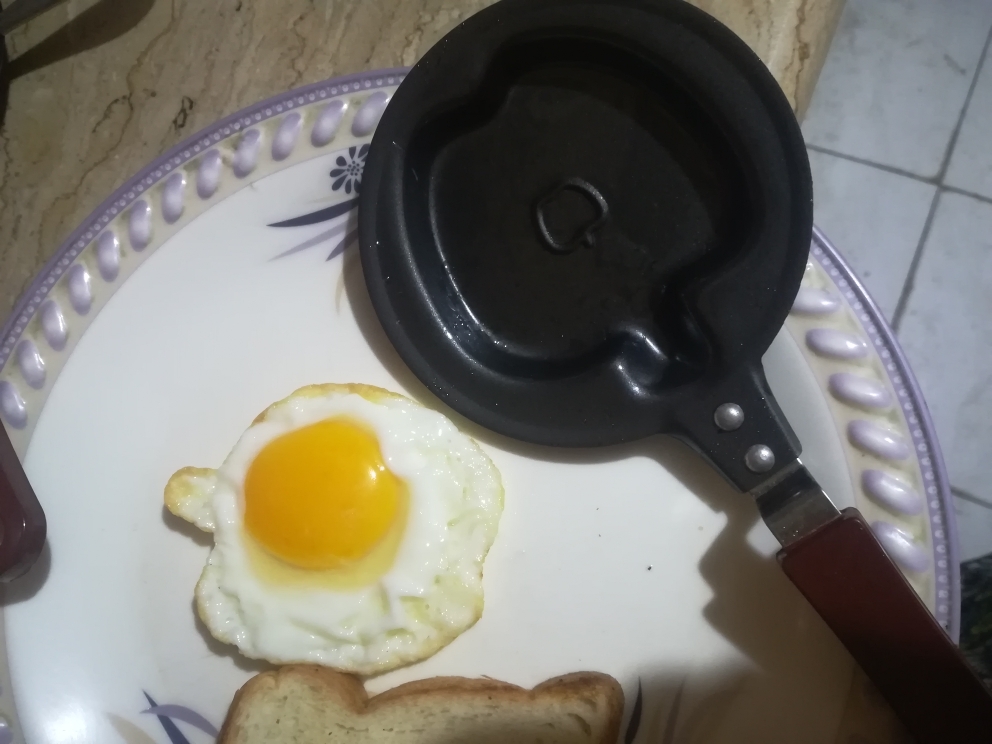 1pc Nonstick Frying Pan Mini Fried Eggs Saucepan Small Frying Pan Flat  Non-Stick Cookware Kitchen Roasting Pan (Random Color)