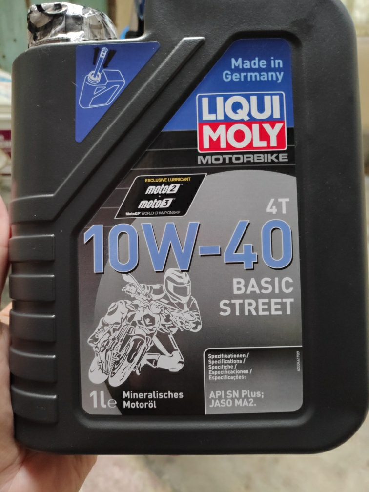 Liqui Moly 10W-40 Basic Street Mineral Engine Oil - 1 Litre