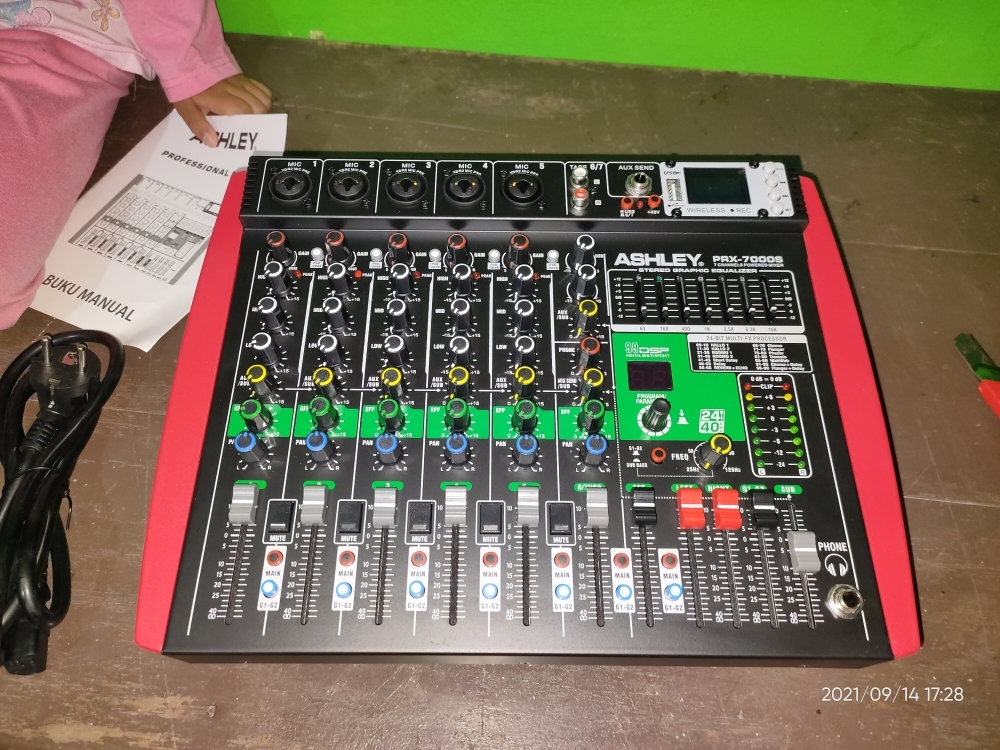 mixer ashley prx 7000s