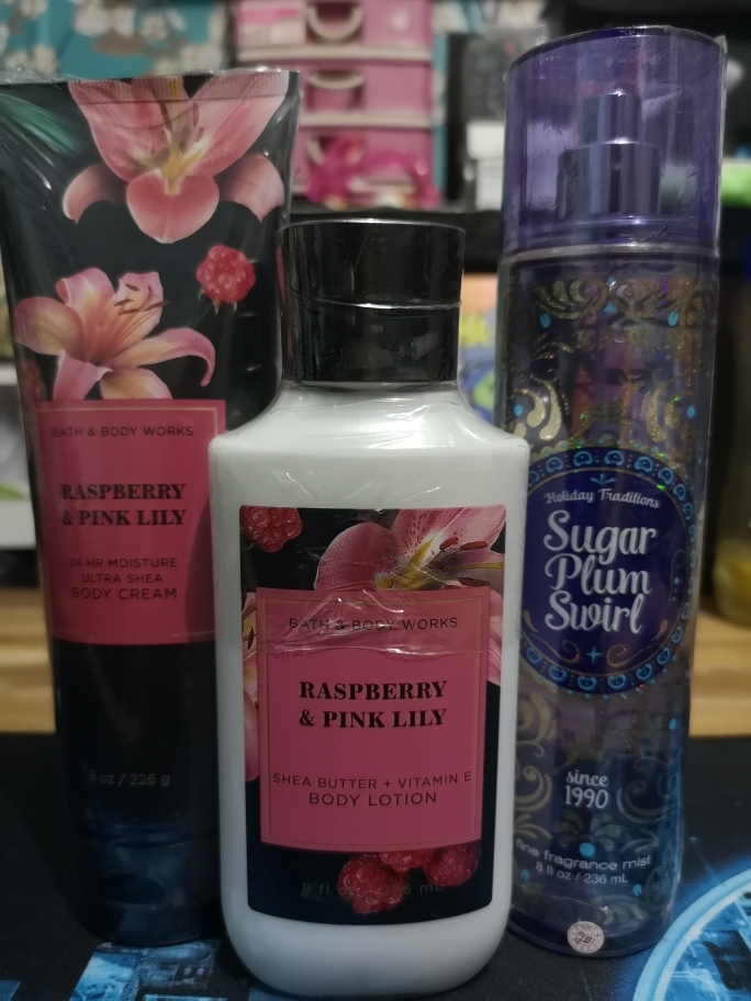 Bath and Body Works Raspberry Pink Lily Shea Butter Vitamin E