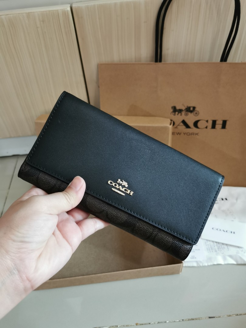 Coach Slim Trifold Wallet: A Comprehensive Guide