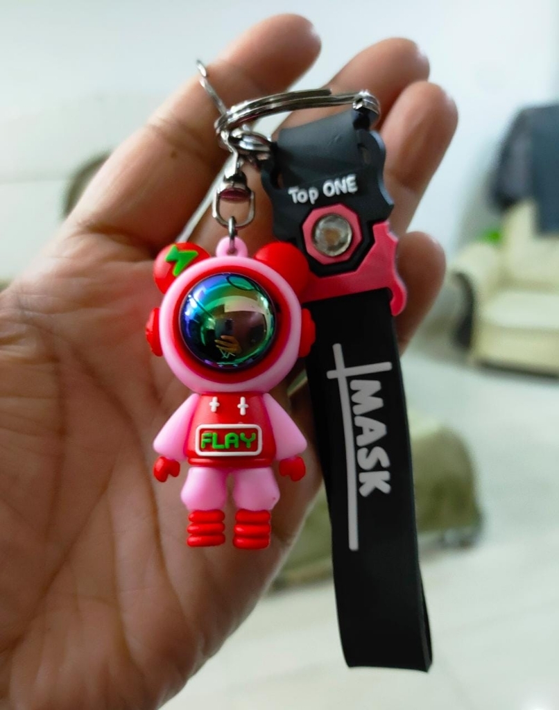 Syottoys Fortune Skelly Flexy Toy Keychain - Movable Skull & Four Leaf Clover, Made In Korea - View #4