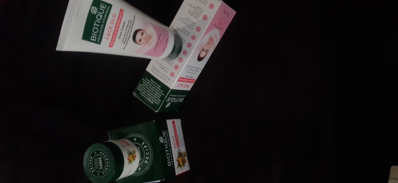 Crème éclaircissante Visage Biotique Face Glo Advance Aux Fruits - Taille Voyage - Neuf