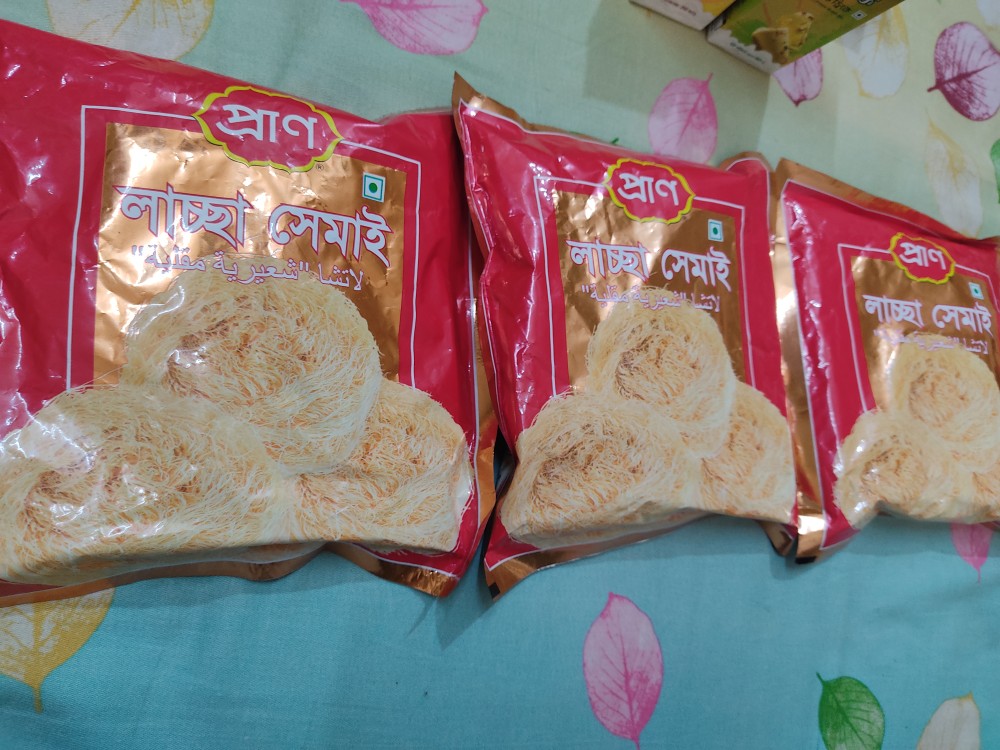 Transvestit yigit qiz