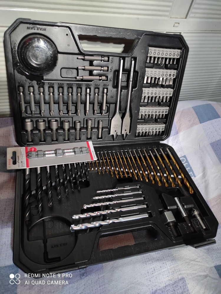 Bosch professional 103 piece best sale mixed drill bit set