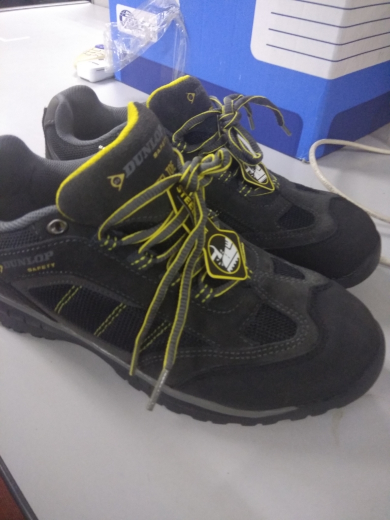 dunlop iowa safety shoes