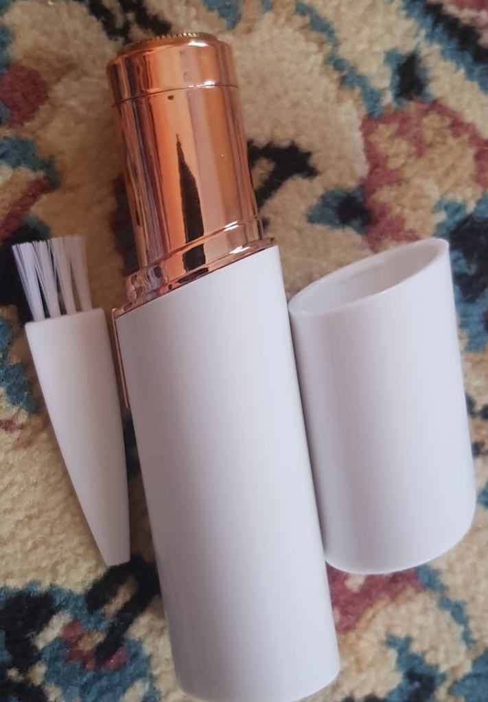  Facial Hair Remover Finishing Touch Shape Lipstick Flawless Women's Painless Hair Remover with free heavy duty battery