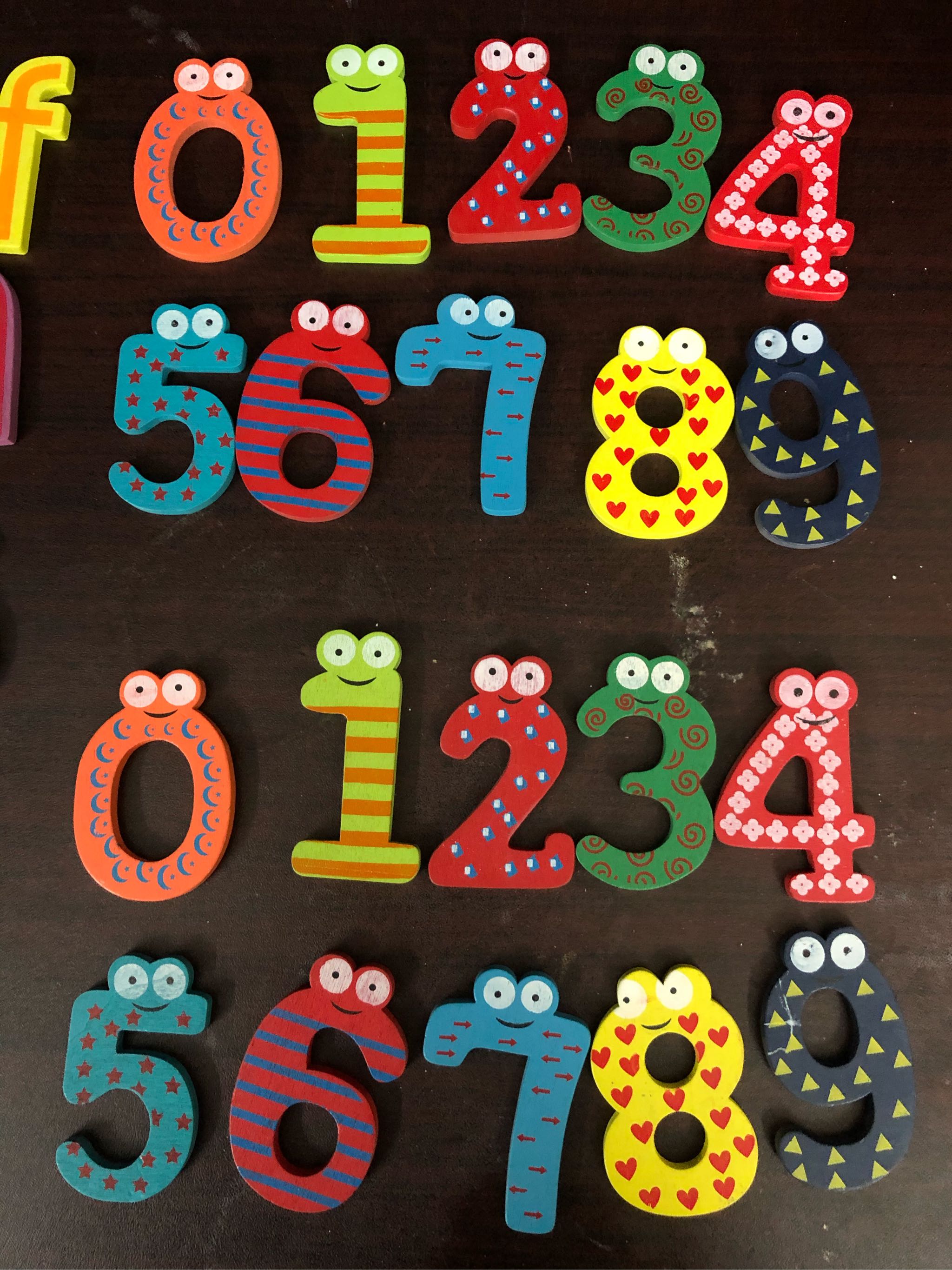  Wooden Decoration Magnet  09 Numbers  Multicolor